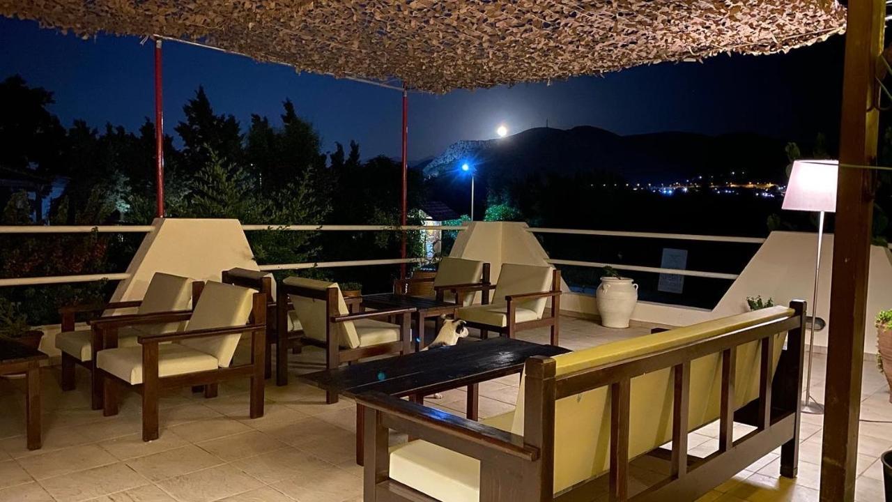 Arion Stables & Apartments Χερσόνησος Εξωτερικό φωτογραφία