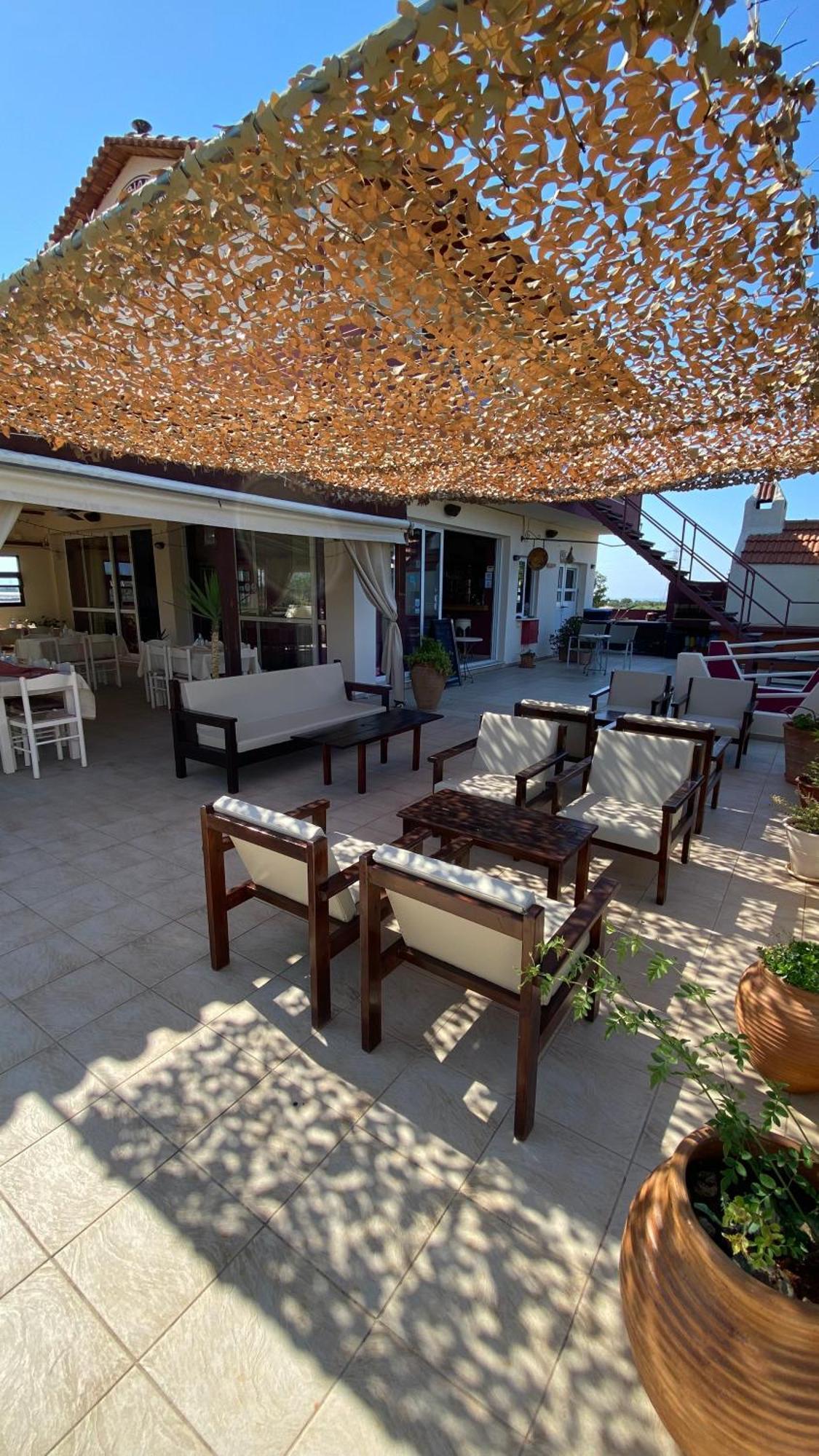 Arion Stables & Apartments Χερσόνησος Εξωτερικό φωτογραφία